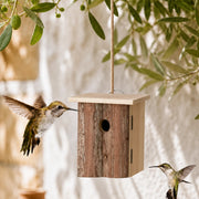 Nichoir rustique en bois à façade écorce