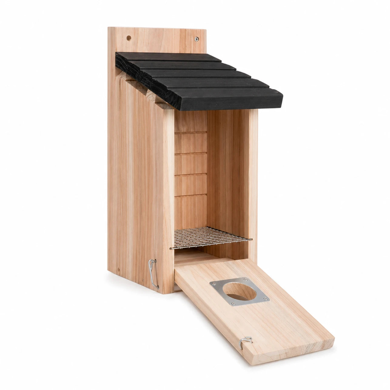 Nichoir en bois beige à toit noir et entrée métallique — photo 3