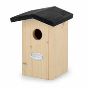 Nichoir en bois clair à toit noir et plaque frontale — photo 3